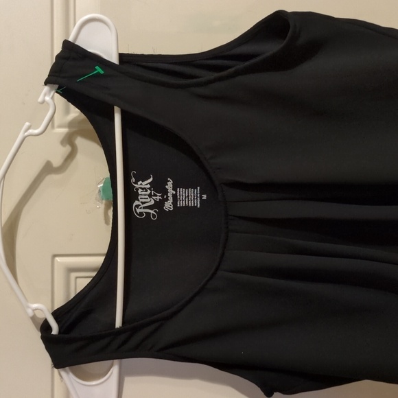 Upgrade Your Wardrobe with Rock 47 by Wrangler's Eye-Catching Asymmetrical Hem - Picture 6 of 12